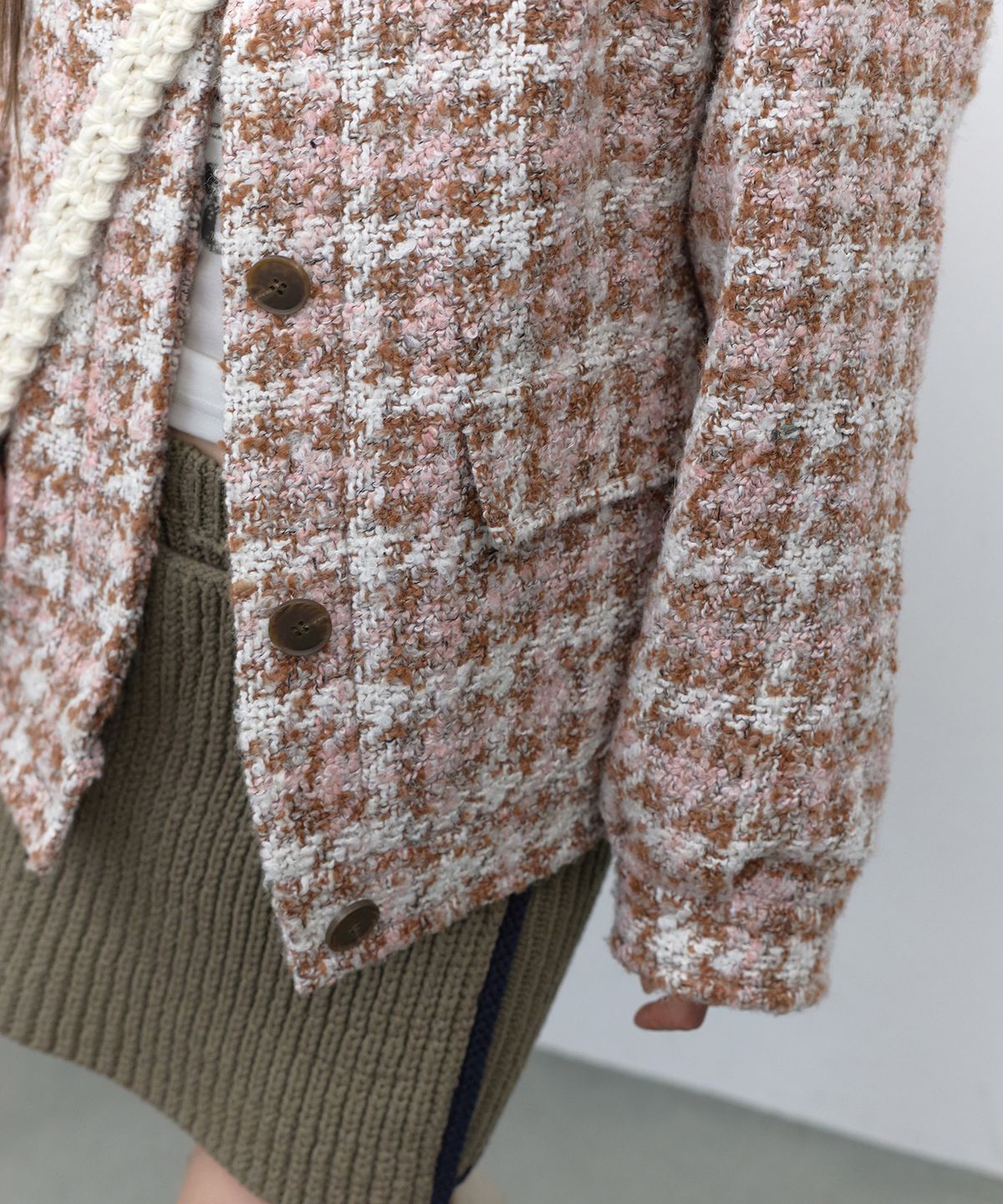 라피네아뜰리에(RAFFINE ATELIER) 트위드 보머 자켓