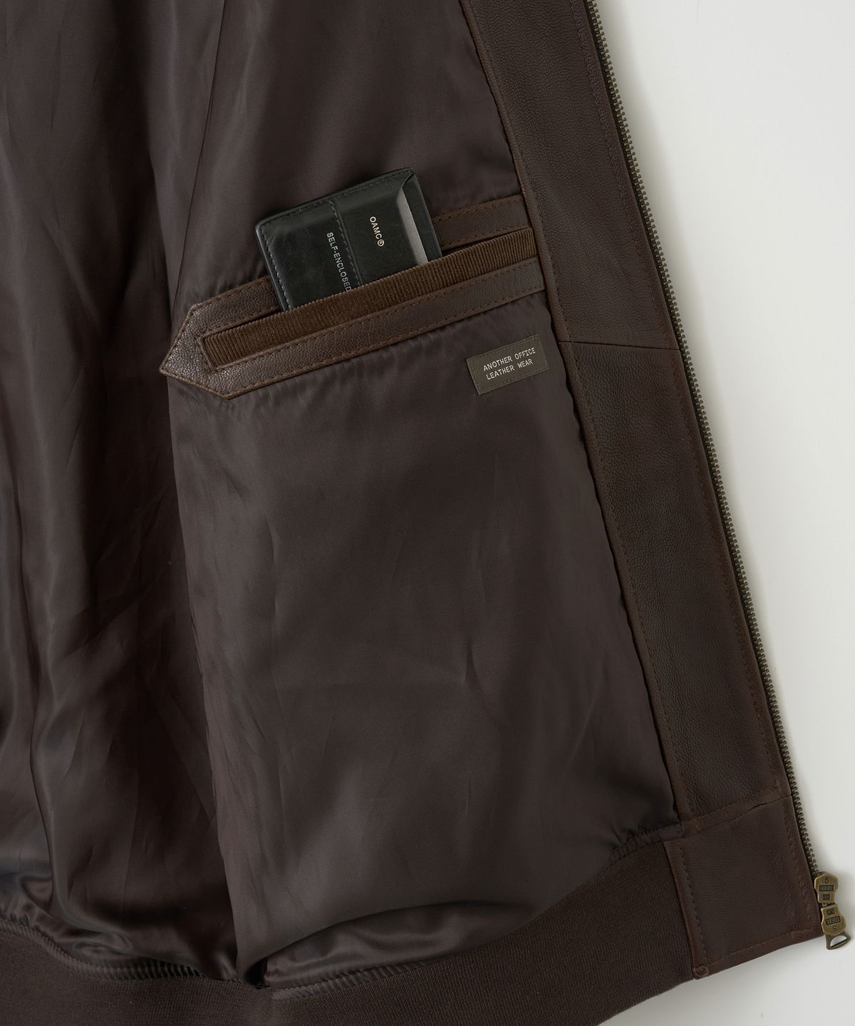 어나더 오피스(ANOTHER OFFICE) Goatskin Bomber Jacket (Dark Brown)