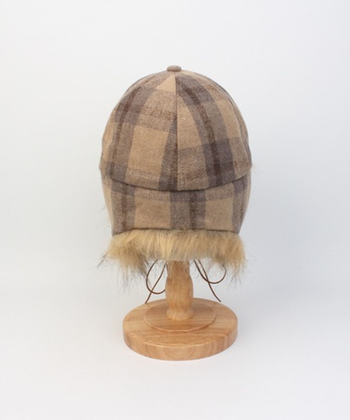유니버셜 케미스트리(UNIVERSAL CHEMISTRY) Check Beige Fur Earflap Cap 귀달이모자