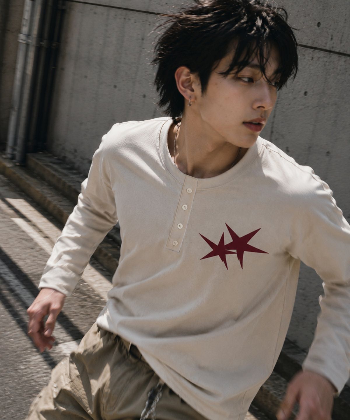 그레이버 오디너리(GRAVER ORDINARY) [ODNR UNISEX]Small Twins Star 헨리넥 롱슬리브 긴팔티셔츠_3color