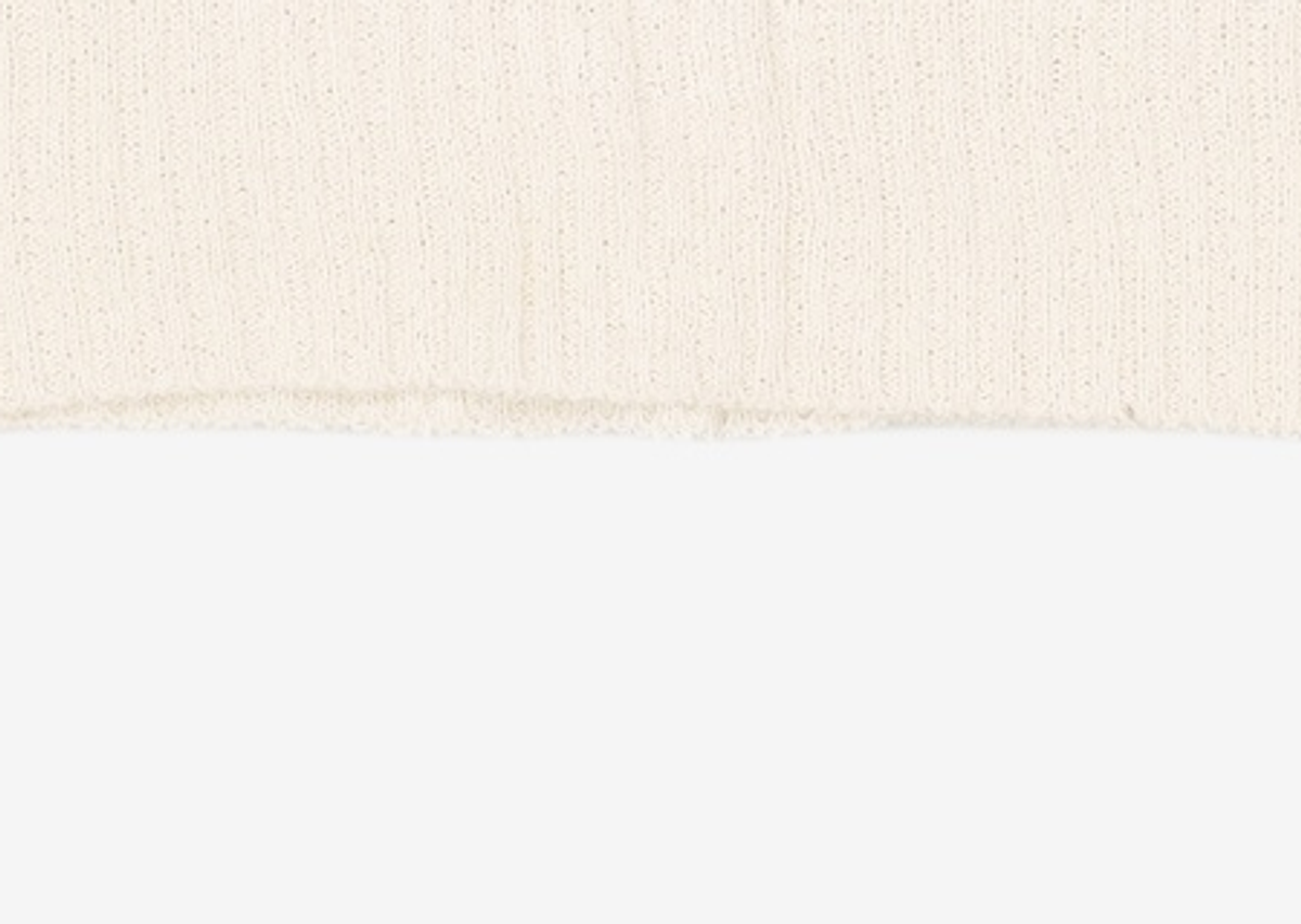 스튜디오화이트(STUDIO WHITE) 니트/스웨터 FREE