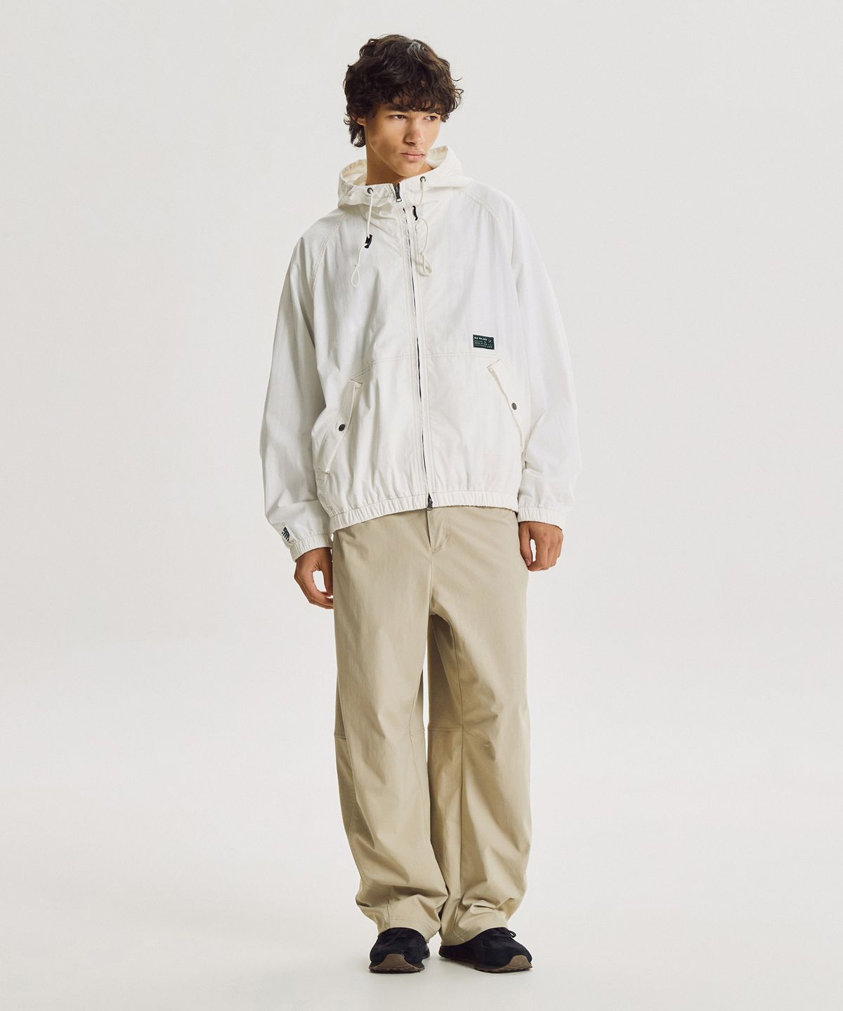 뉴발란스(NEW BALANCE) NBNTG31853 / UNI 모닝레이브 우븐 와이드 커브드 팬츠 (S/BEIGE)