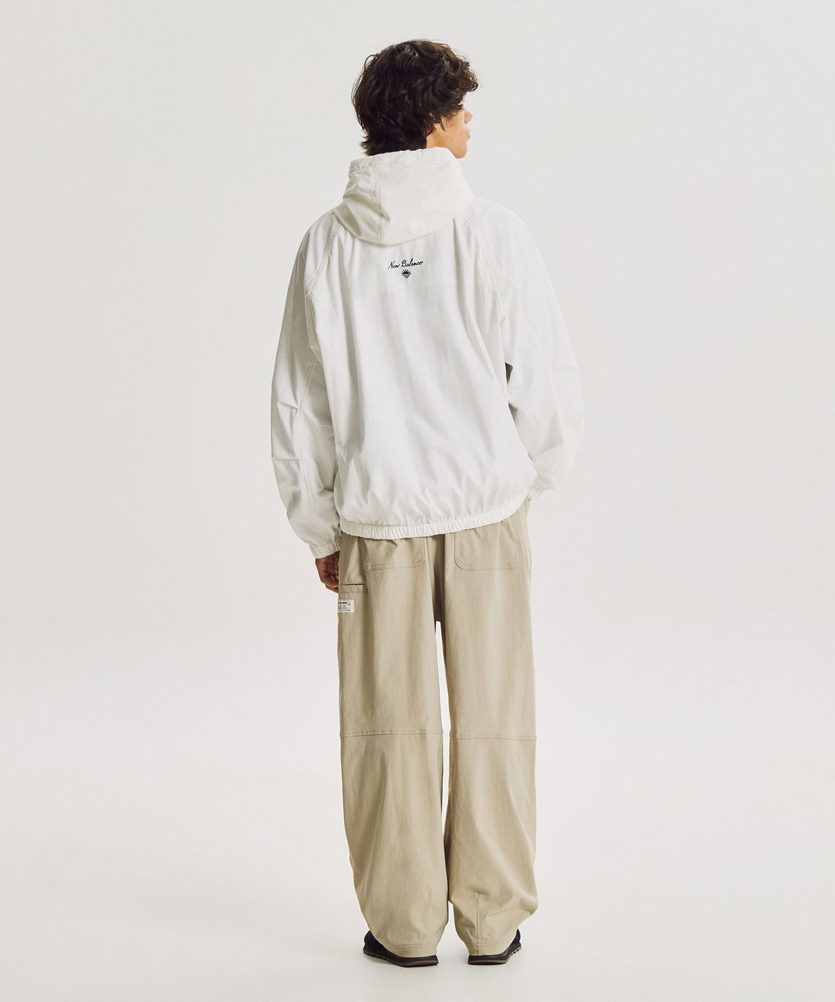 뉴발란스(NEW BALANCE) NBNTG31853 / UNI 모닝레이브 우븐 와이드 커브드 팬츠 (S/BEIGE)