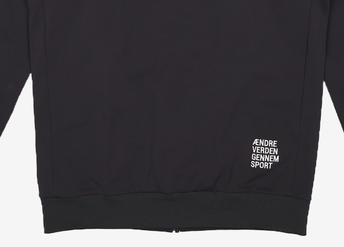 험멜(HUMMEL) 트레이닝 재킷 98-102