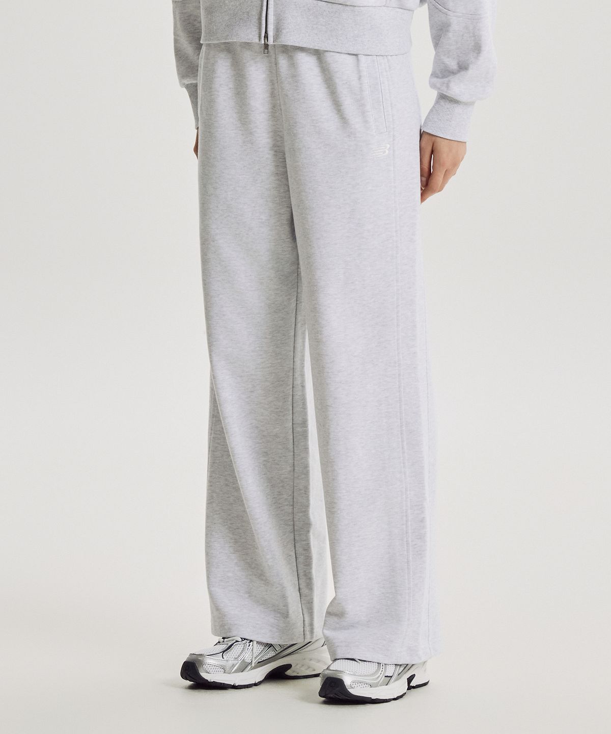뉴발란스(NEW BALANCE) NBMLG4W922 / WOMEN 에센셜 와이드팬츠 (L/GRAY)