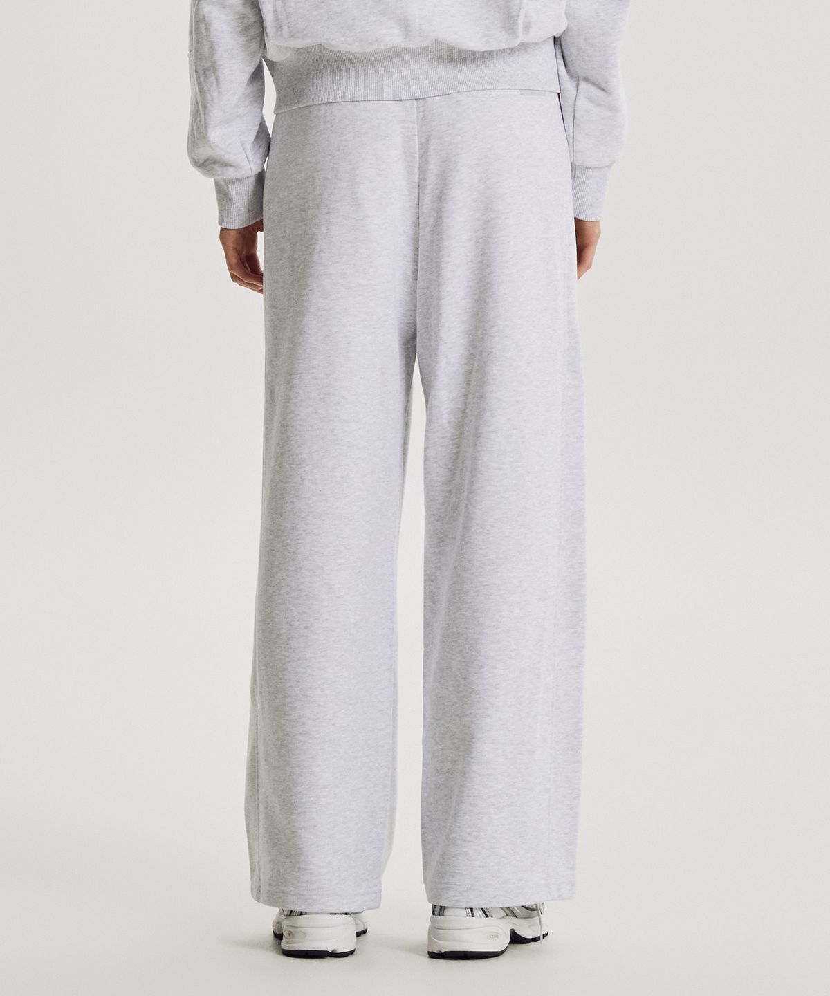뉴발란스(NEW BALANCE) NBMLG4W922 / WOMEN 에센셜 와이드팬츠 (L/GRAY)