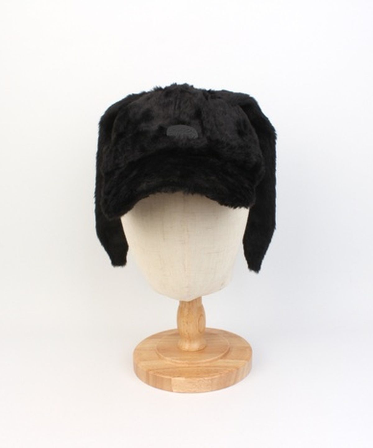 유니버셜 케미스트리(UNIVERSAL CHEMISTRY) Rabbit Fur Black Ballcap 토끼모자