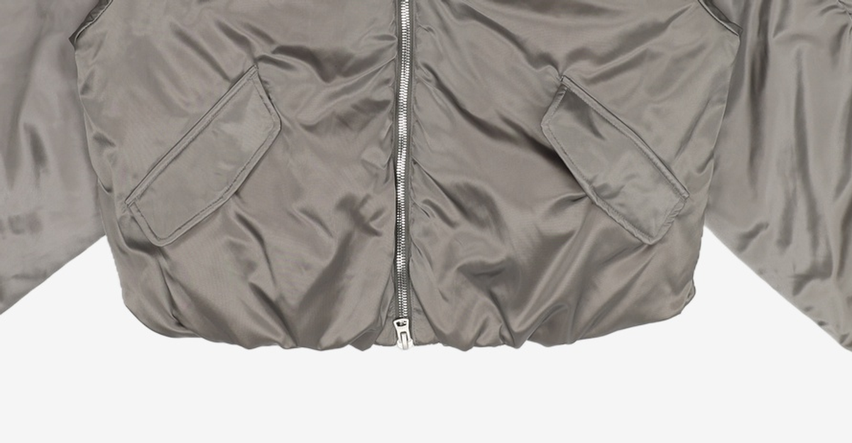 일꼬르소(IL CORSO) [oam.factory X ILCORSO] 셔링 패딩 MA-1 건메탈 IEJU3F701G2 M