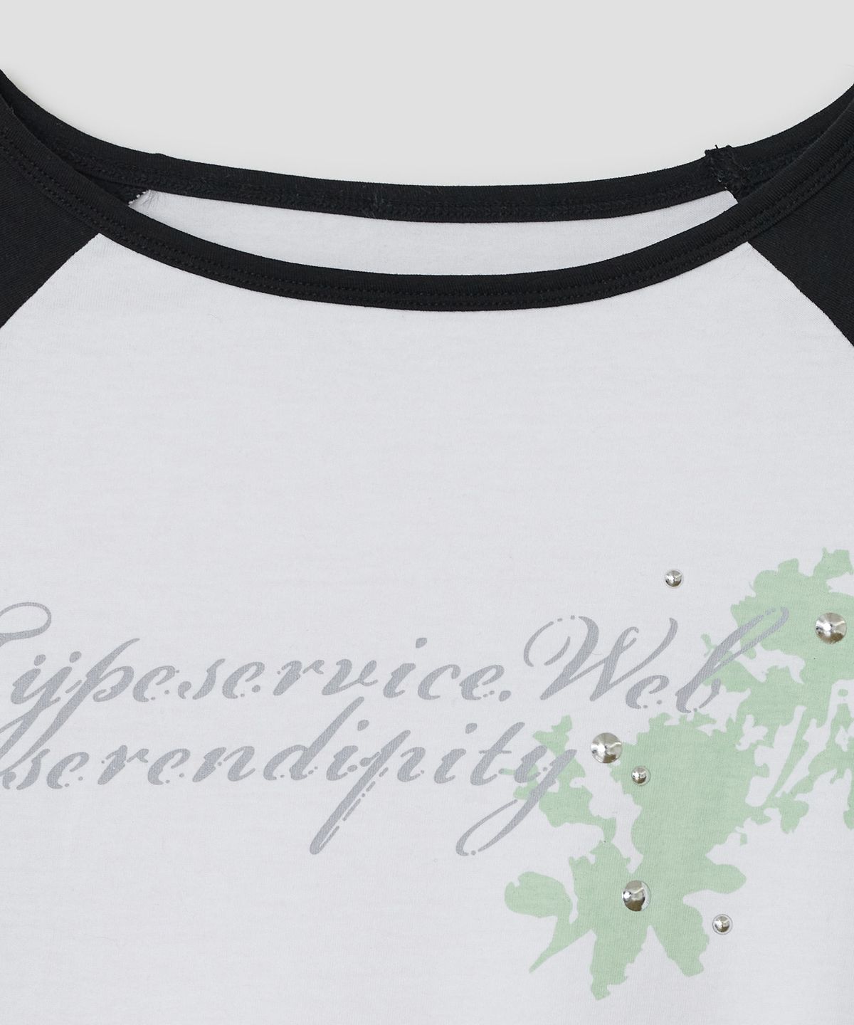 타입서비스(TYPESERVICE) Sheer Hotfix Raglan Top [White]