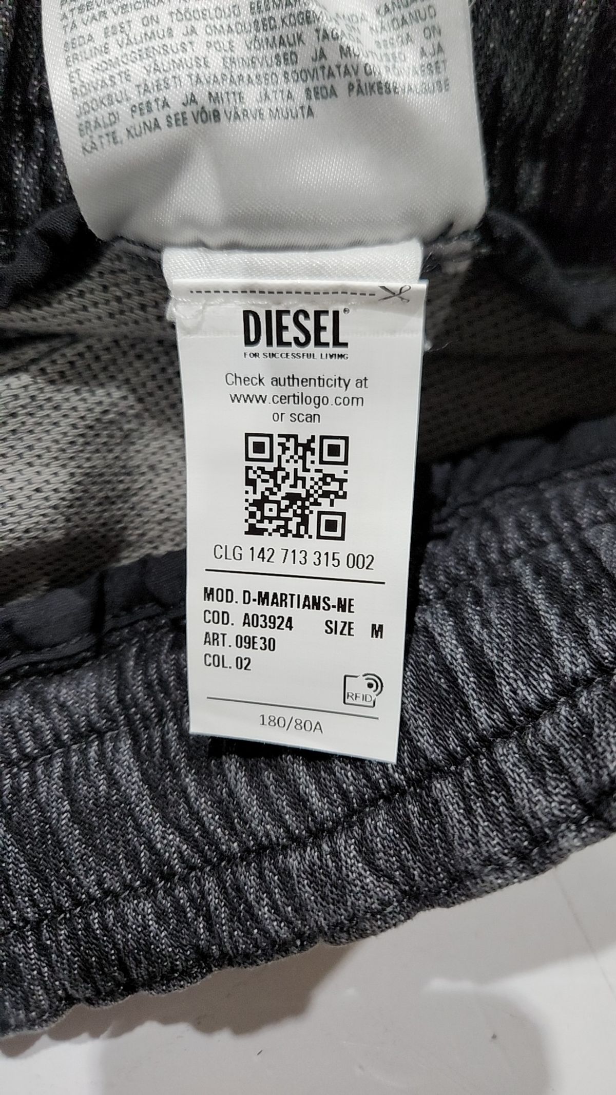 디젤(DIESEL) D 마티언스 트랙 데님 스웻 팬츠 - 블랙: 다크그레이 / A0392409E3002 M