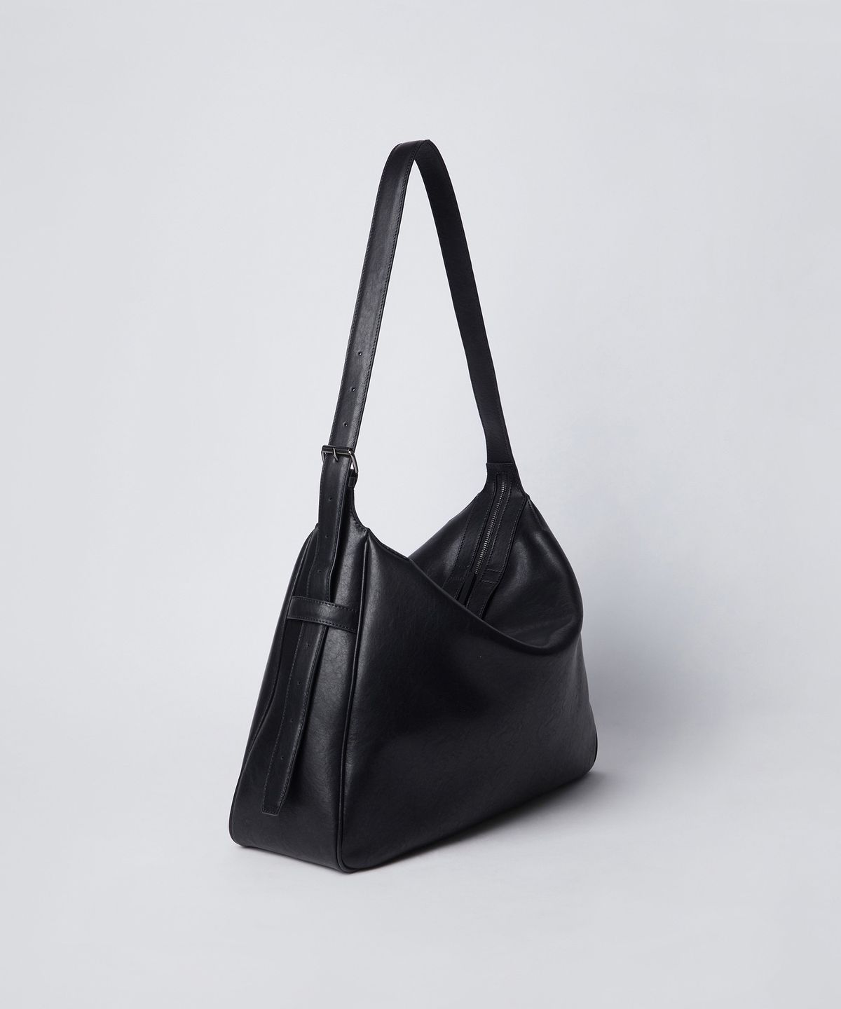 247시리즈(247SERIES) [봄태규 X 24/7] COW HIDE ARCHI 숄더 백 BLACK