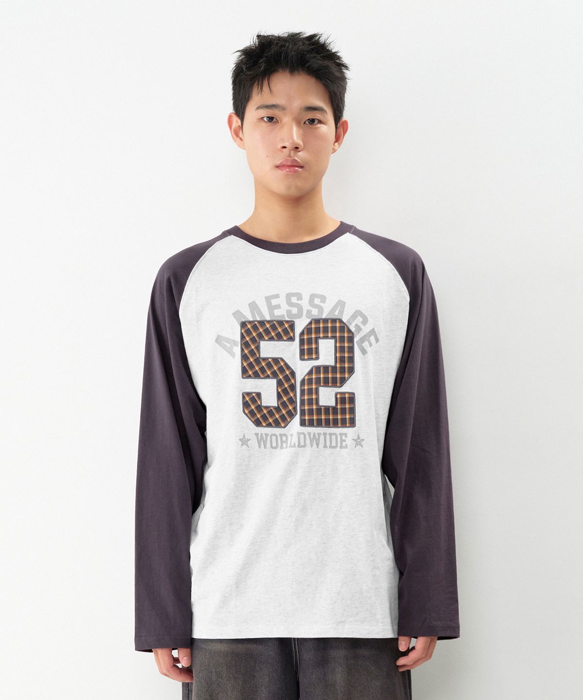 아메스 월드와이드(AMES-WORLDWIDE) 52 CHECK APPLIQUE RAGLAN LS TEE LIGHT GREY