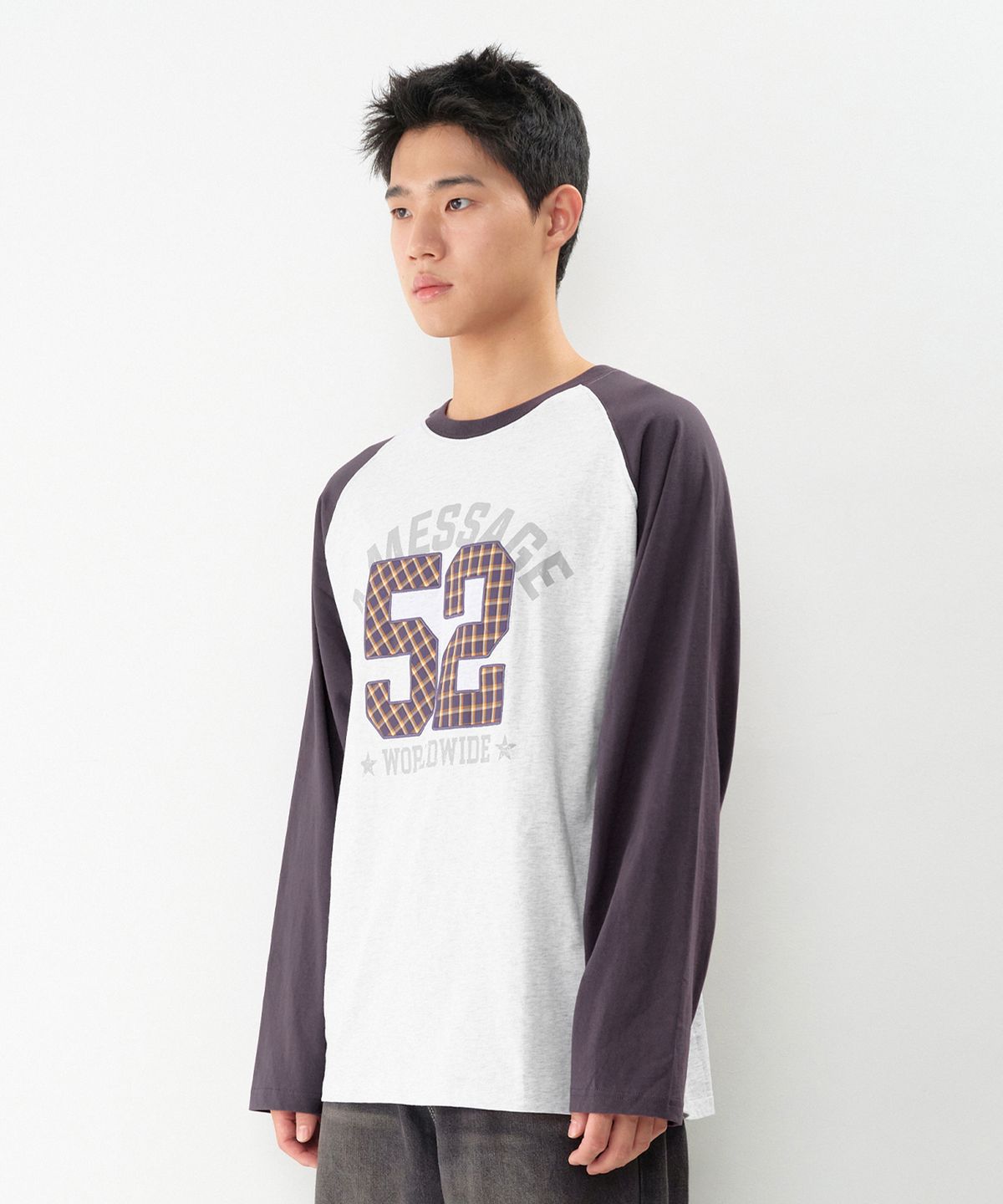 아메스 월드와이드(AMES-WORLDWIDE) 52 CHECK APPLIQUE RAGLAN LS TEE LIGHT GREY