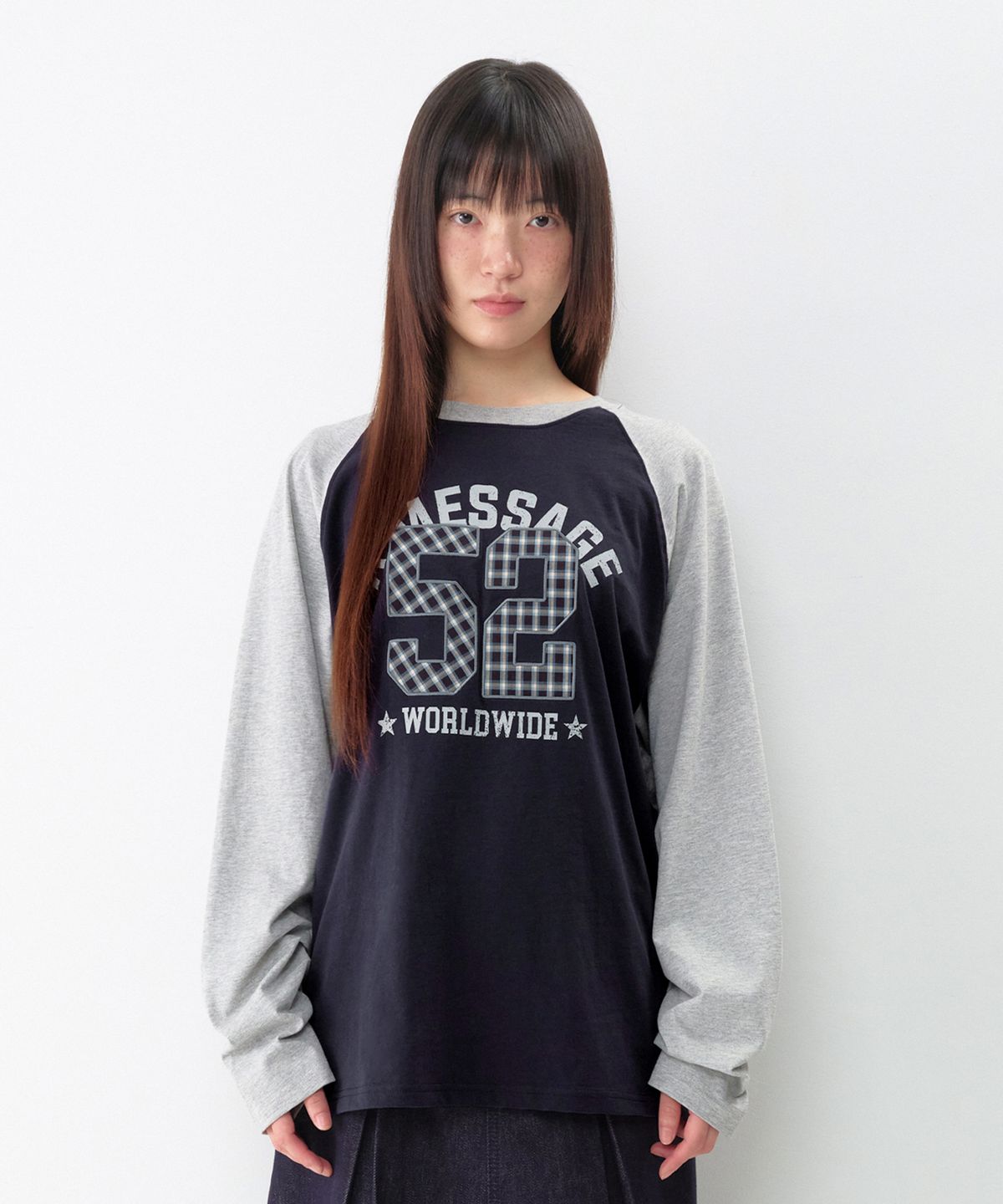 아메스 월드와이드(AMES-WORLDWIDE) 52 CHECK APPLIQUE RAGLAN LS TEE NAVY