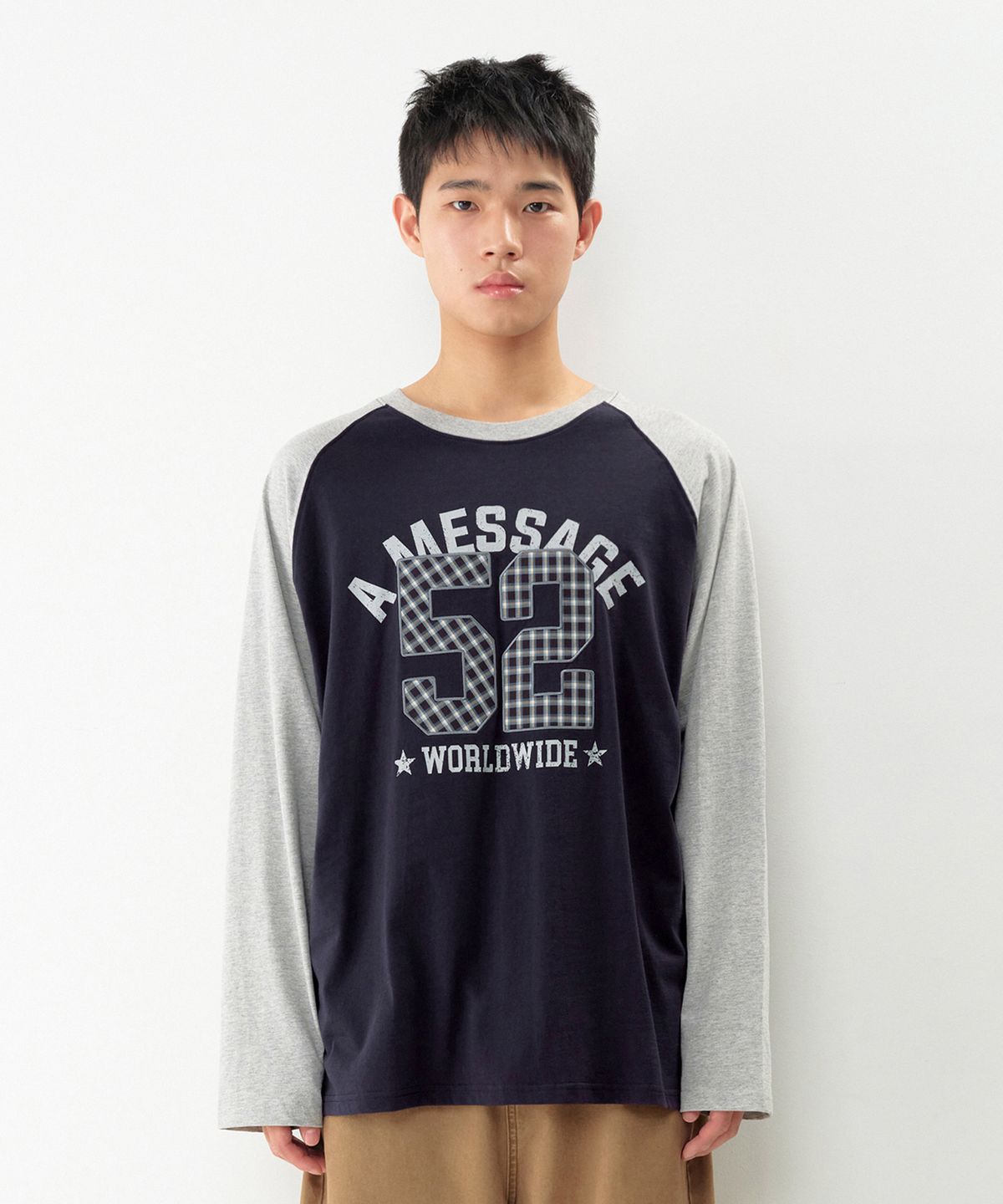 아메스 월드와이드(AMES-WORLDWIDE) 52 CHECK APPLIQUE RAGLAN LS TEE NAVY