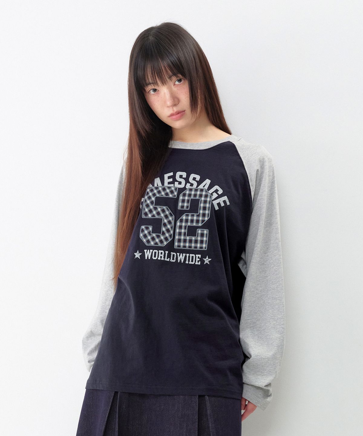 아메스 월드와이드(AMES-WORLDWIDE) 52 CHECK APPLIQUE RAGLAN LS TEE NAVY