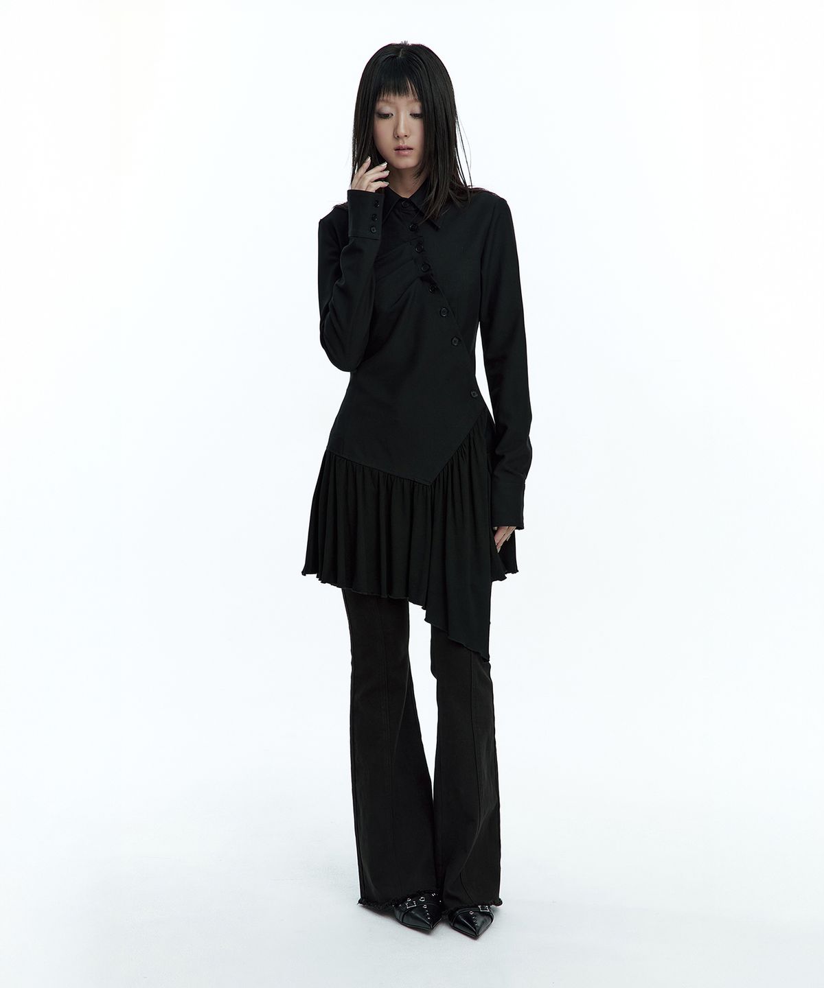 러프넥(ROUGHNECK) Diagonal Pleated Shirt Dress