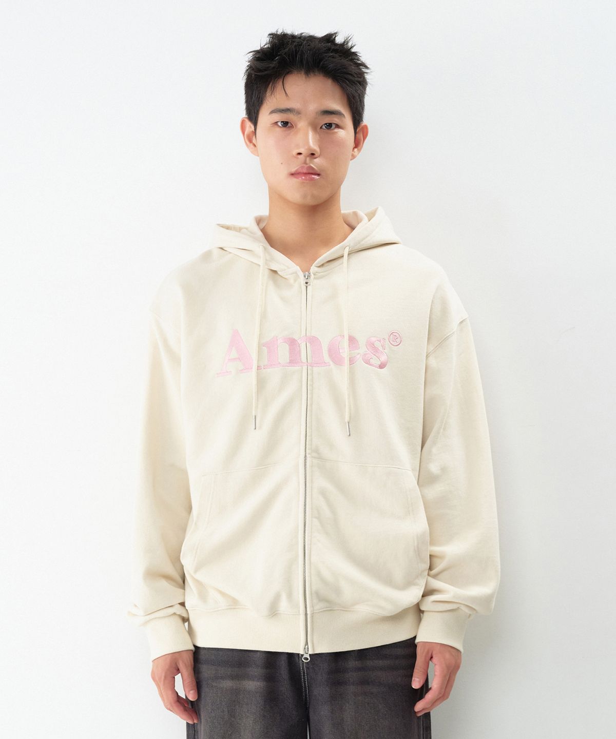 아메스 월드와이드(AMES-WORLDWIDE) BASIC LOGO HOODIE ZIP UP VINTAGE CREAM