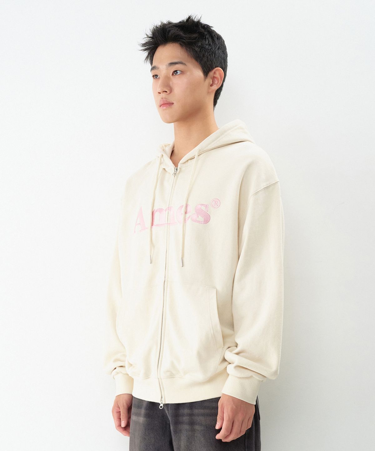 아메스 월드와이드(AMES-WORLDWIDE) BASIC LOGO HOODIE ZIP UP VINTAGE CREAM