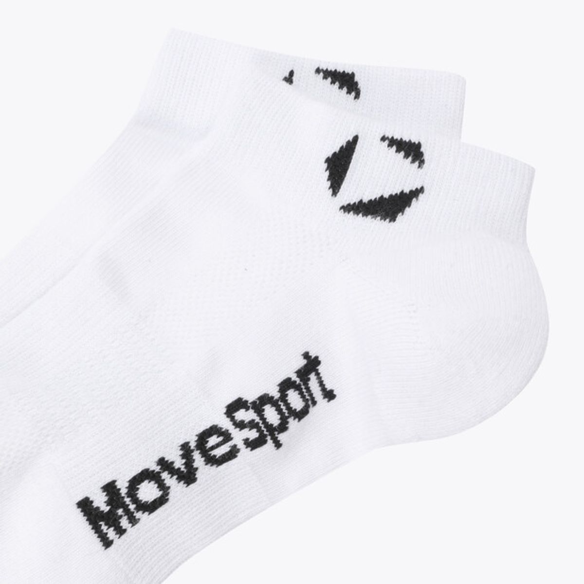 무브스포츠 바이 데상트(MOVESPORT BY DESCENTE) 스니커즈 삭스 (3ea) 화이트 VS123ESO13