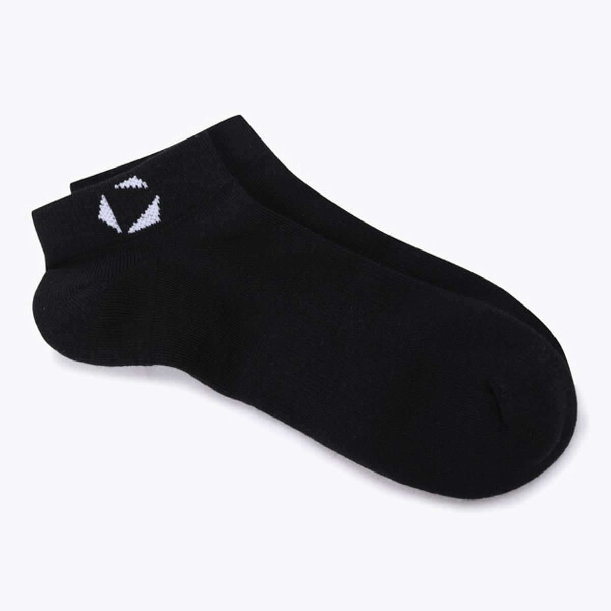 무브스포츠 바이 데상트(MOVESPORT BY DESCENTE) 스니커즈 삭스 (3ea) 블랙 VS123ESO13