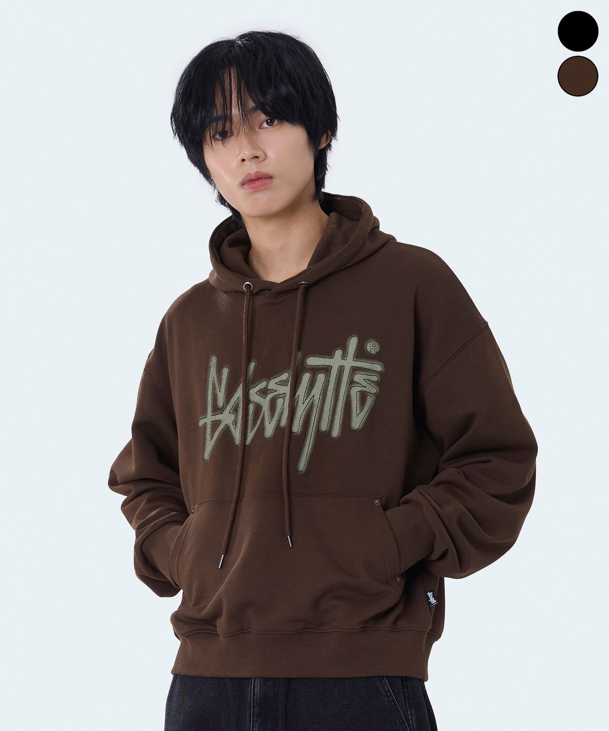 요세미티(YOSEMITE) 블러리 로고 세미크롭 후드티 2Color YHT-4Y07