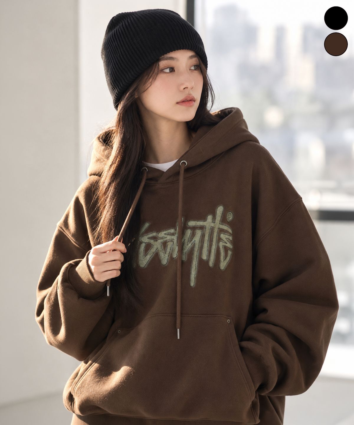 요세미티(YOSEMITE) 블러리 로고 세미크롭 후드티 2Color YHT-4Y07