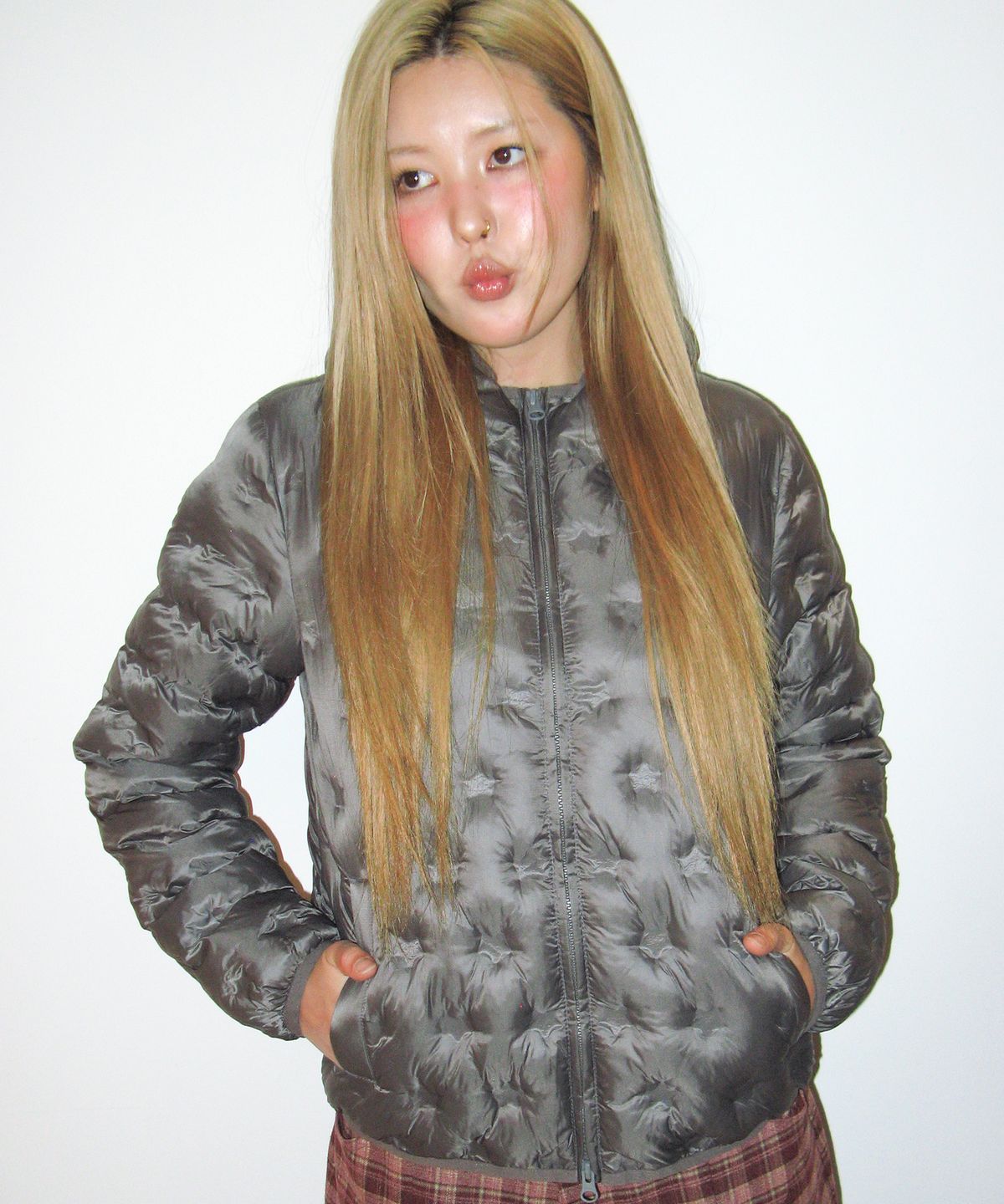 아메스 월드와이드(AMES-WORLDWIDE) STAR LIGHTWEIGHT HOODED PADDING DEEP CHARCOAL