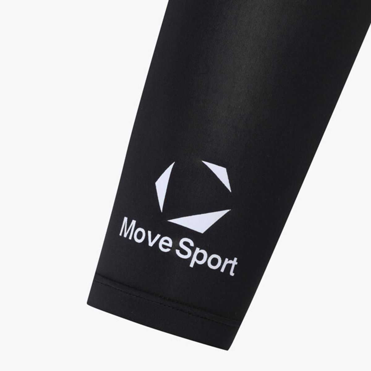 무브스포츠 바이 데상트(MOVESPORT BY DESCENTE) 쿨링 암커버 블랙 VS123ASU11