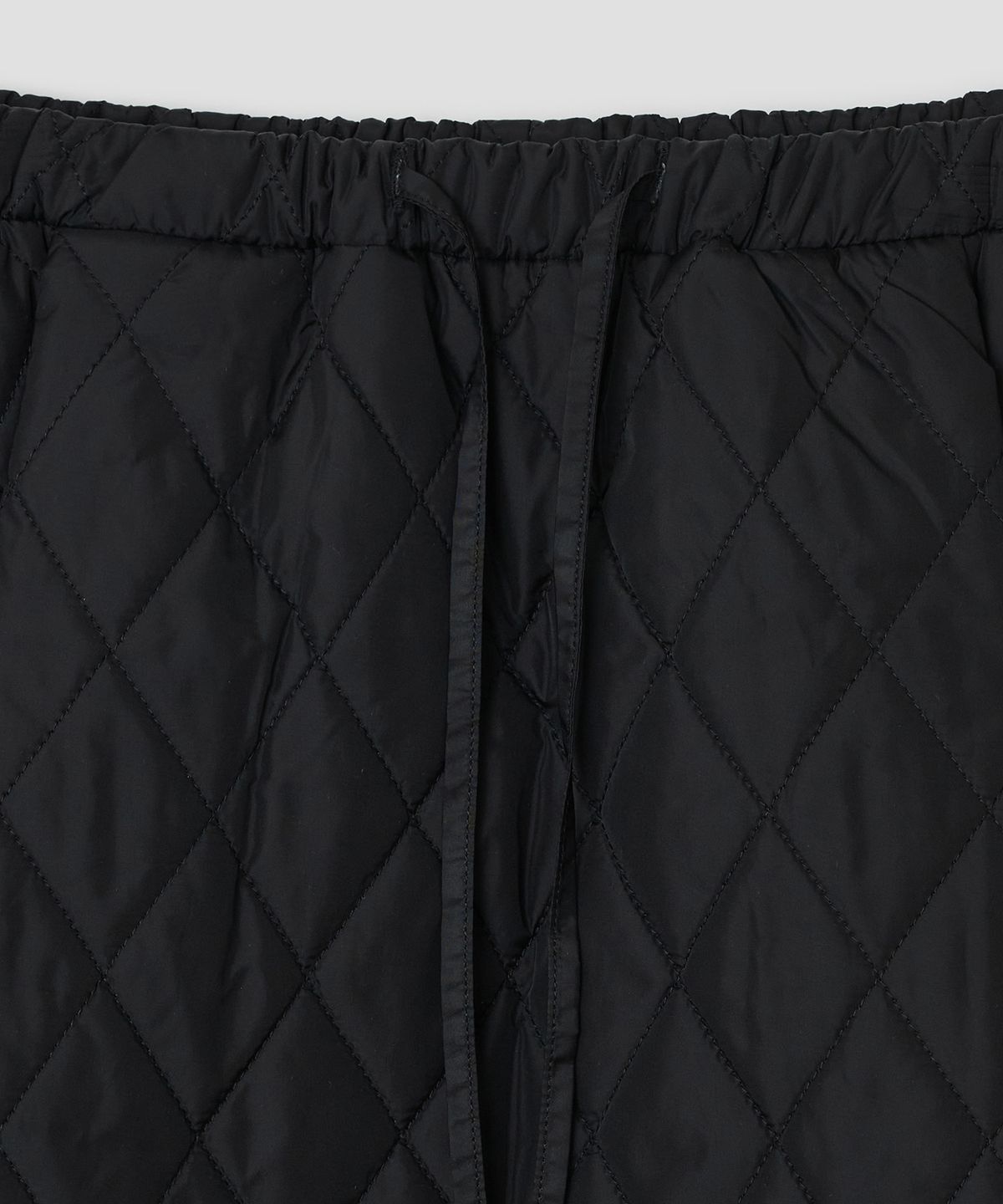 타입서비스(TYPESERVICE) Quilted Balloon Skirt [Black]