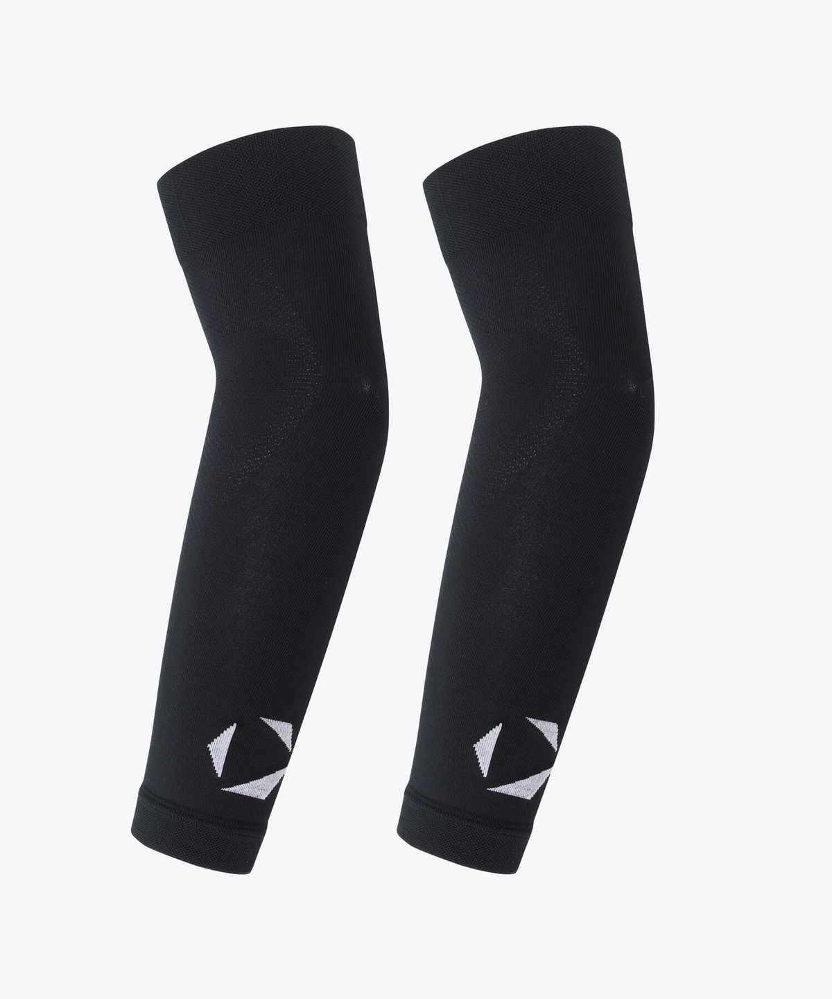 무브스포츠 바이 데상트(MOVESPORT BY DESCENTE) 암커버 (2ea / 34cm) 블랙 VS113VSU15