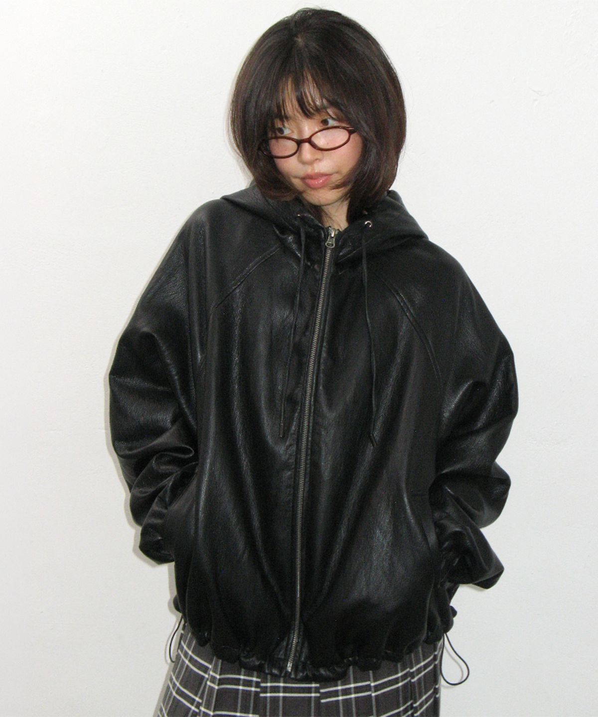 론론(RONRON) VEGAN LEATHER LOGO HOODIE ZIP UP BLACK