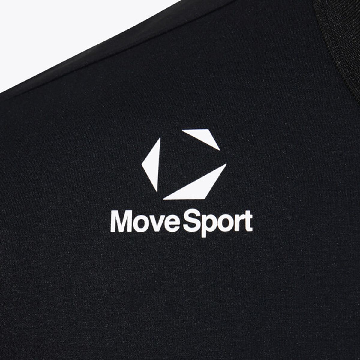 무브스포츠 바이 데상트(MOVESPORT BY DESCENTE) 워딩 그래픽 배색 폴로 반팔 티셔츠 블랙 VS121EPS12