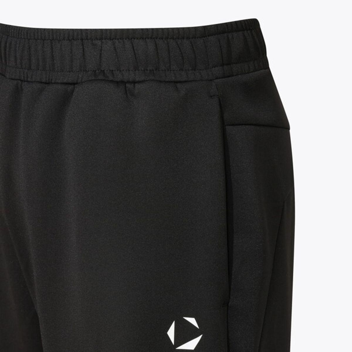 무브스포츠 바이 데상트(MOVESPORT BY DESCENTE) 로고 트레이닝 팬츠 블랙 VS121EFP12