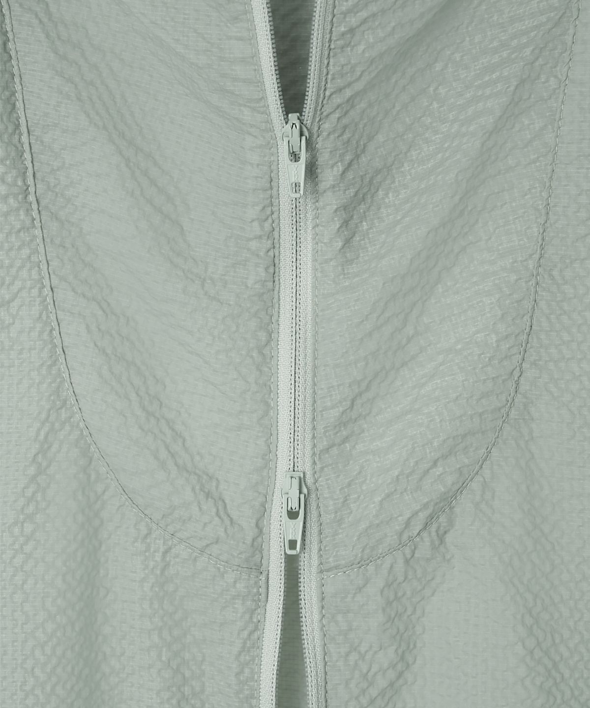 오아노(OANO) EMBOSSED ZIP HOODIE / SILVER GREEN