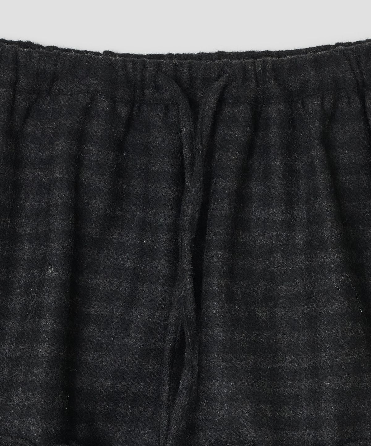 타입서비스(TYPESERVICE) Wool Ruffle Mini Skirt [Black]
