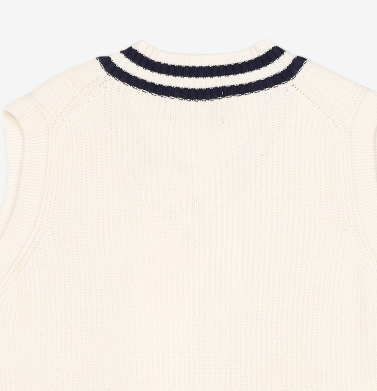 니티드(KNITTED) 베스트 M