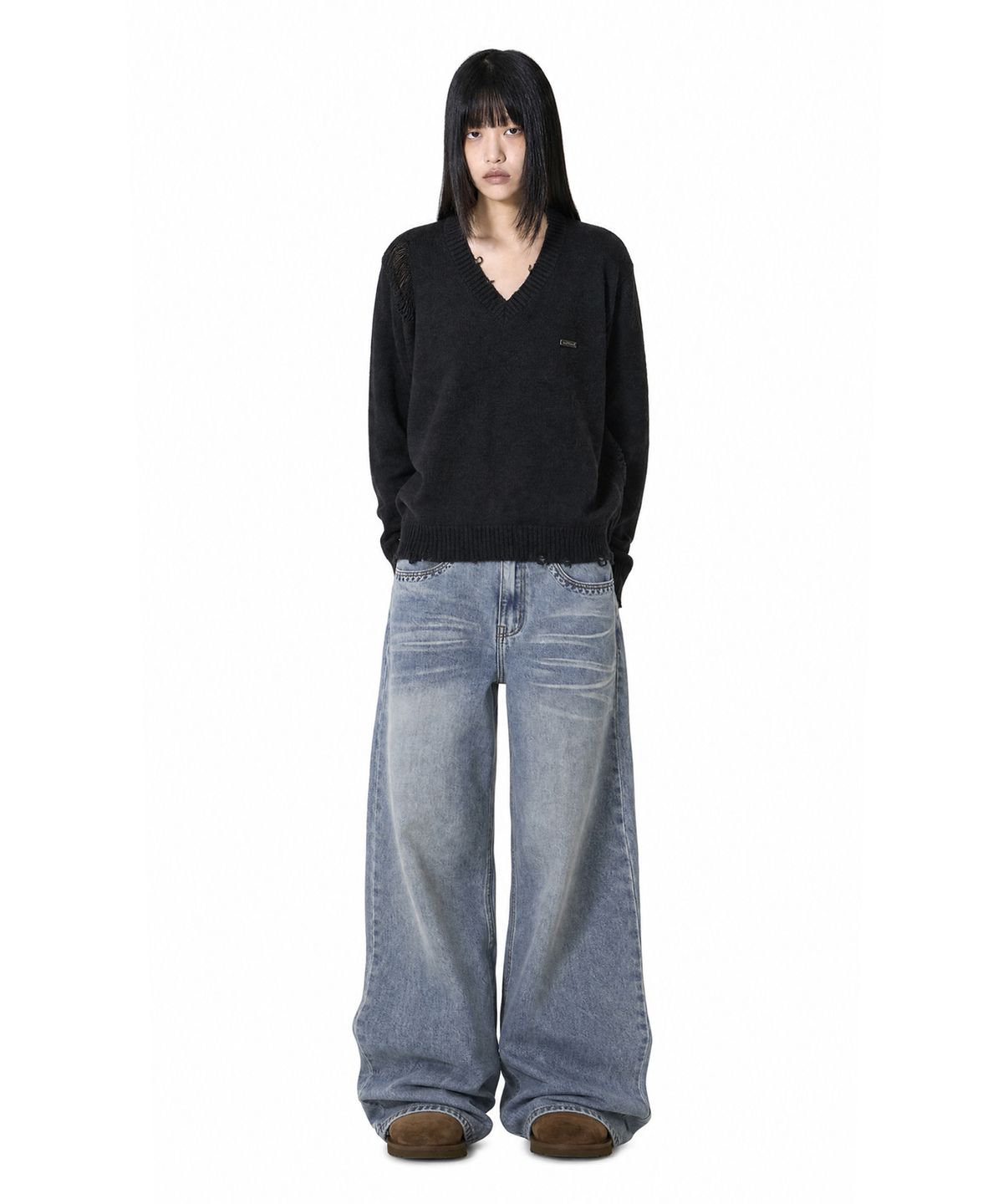 오픈야드(오와이)(OPENYARD(OY)) DISTRESSED V NECK KNIT - BLACK