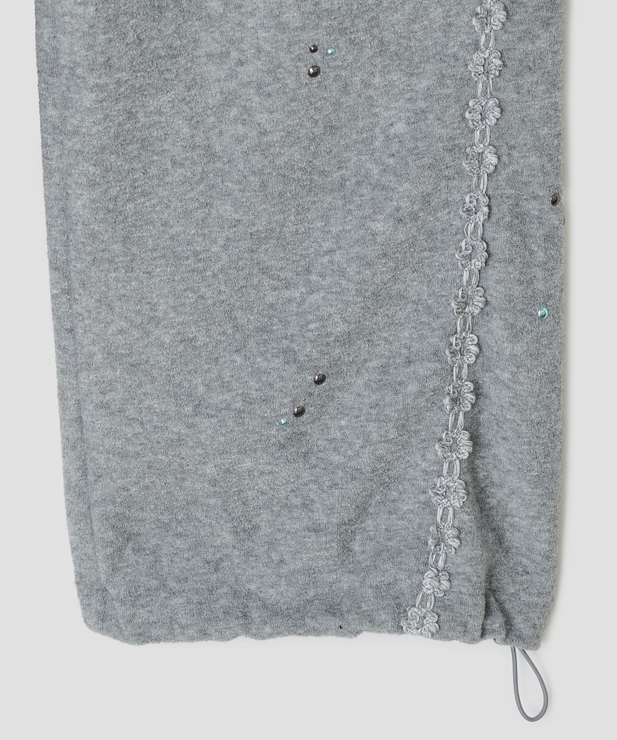 타입서비스(TYPESERVICE) Lace Trim Hotfix Fleece Pants [Gray]