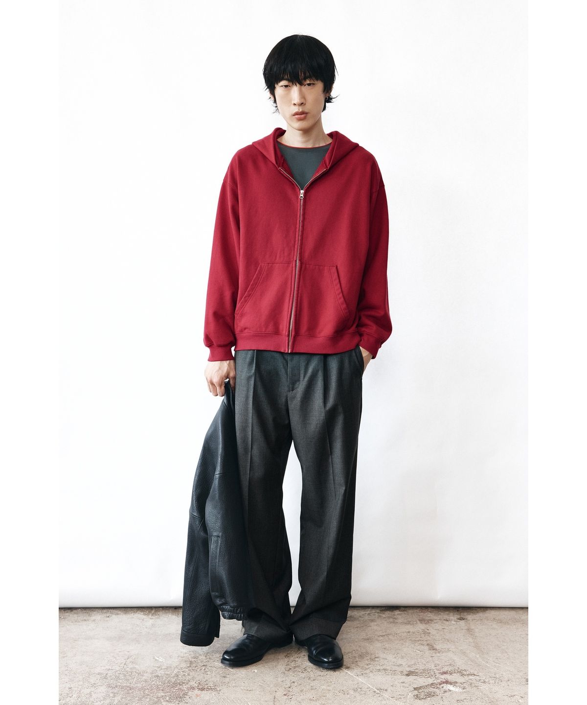 유스(YOUTH) Turn-up Waist Line Pants - Charcoal Grey