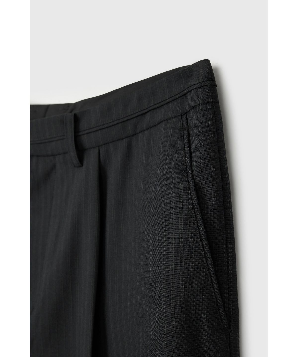 유스(YOUTH) Turn-up Waist Line Pants - Black