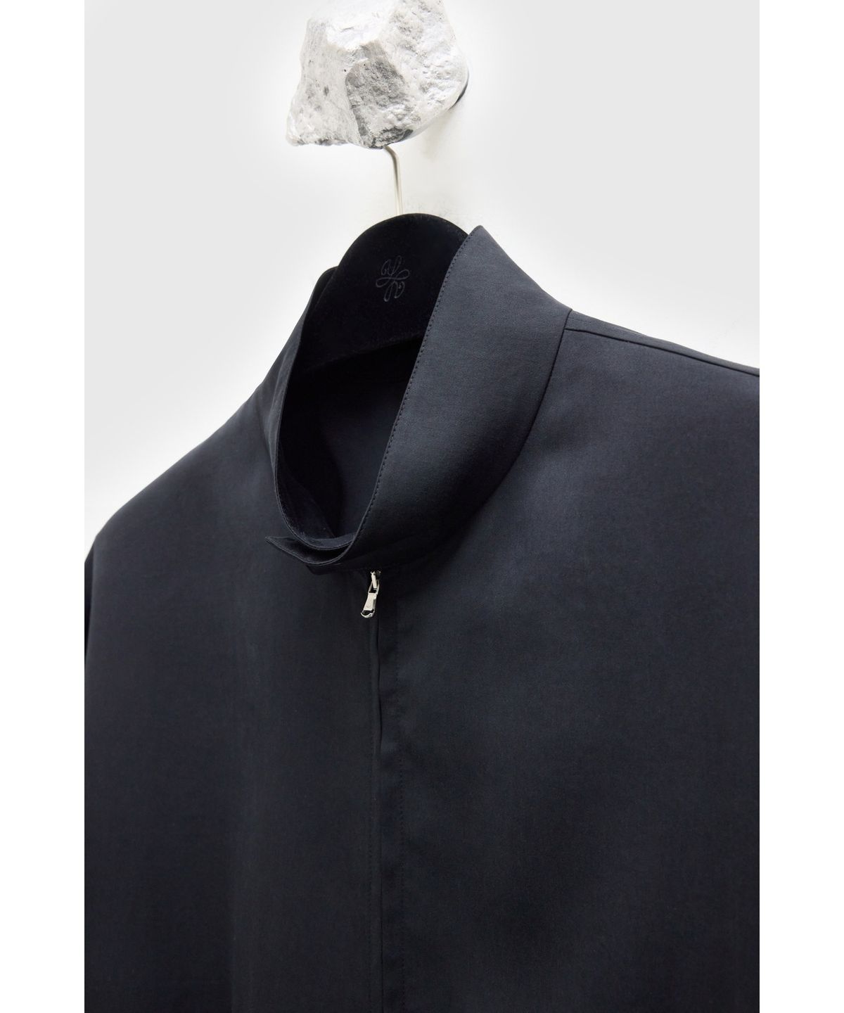 유스(YOUTH) Soft Drapery Harrington Jacket - Black