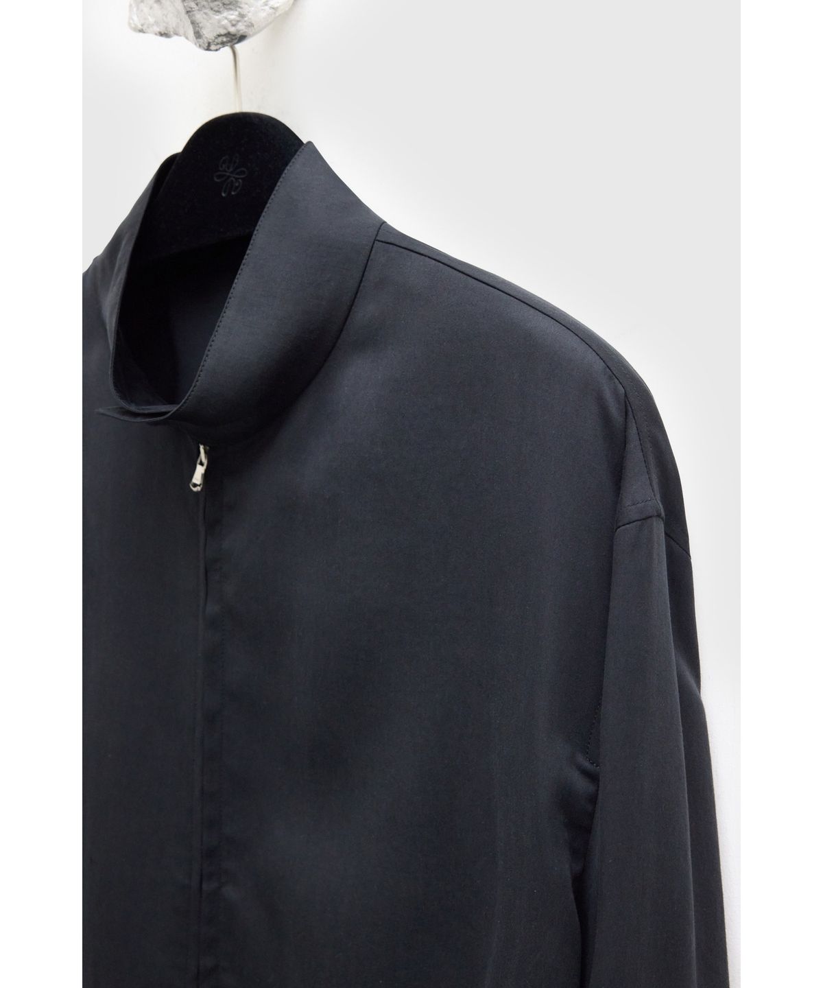 유스(YOUTH) Soft Drapery Harrington Jacket - Black
