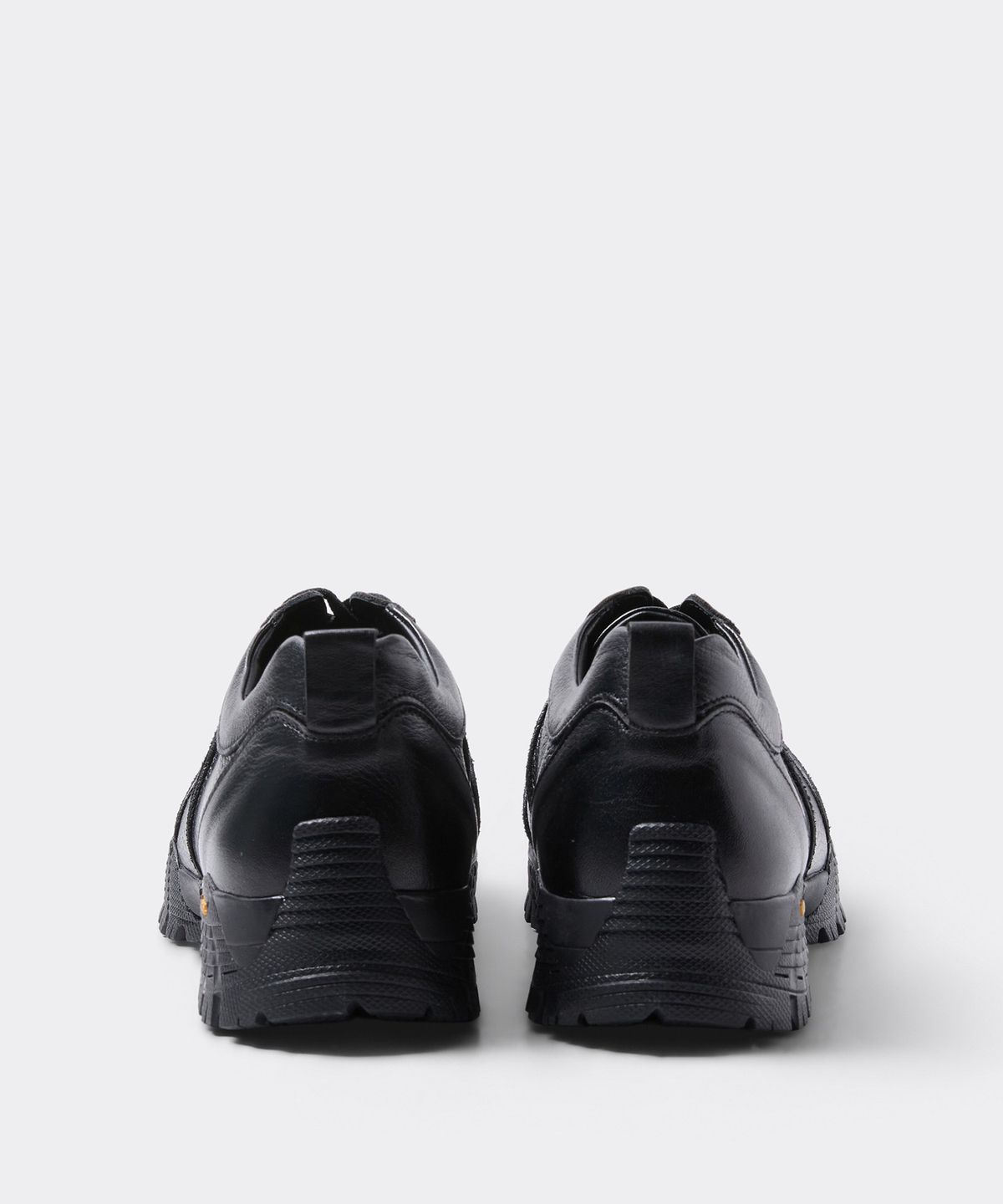 커스텀멜로우(CUSTOMELLOW) [customellow X YOWE] Black Leather Sneakers Uven2 CU4AX26992BKX