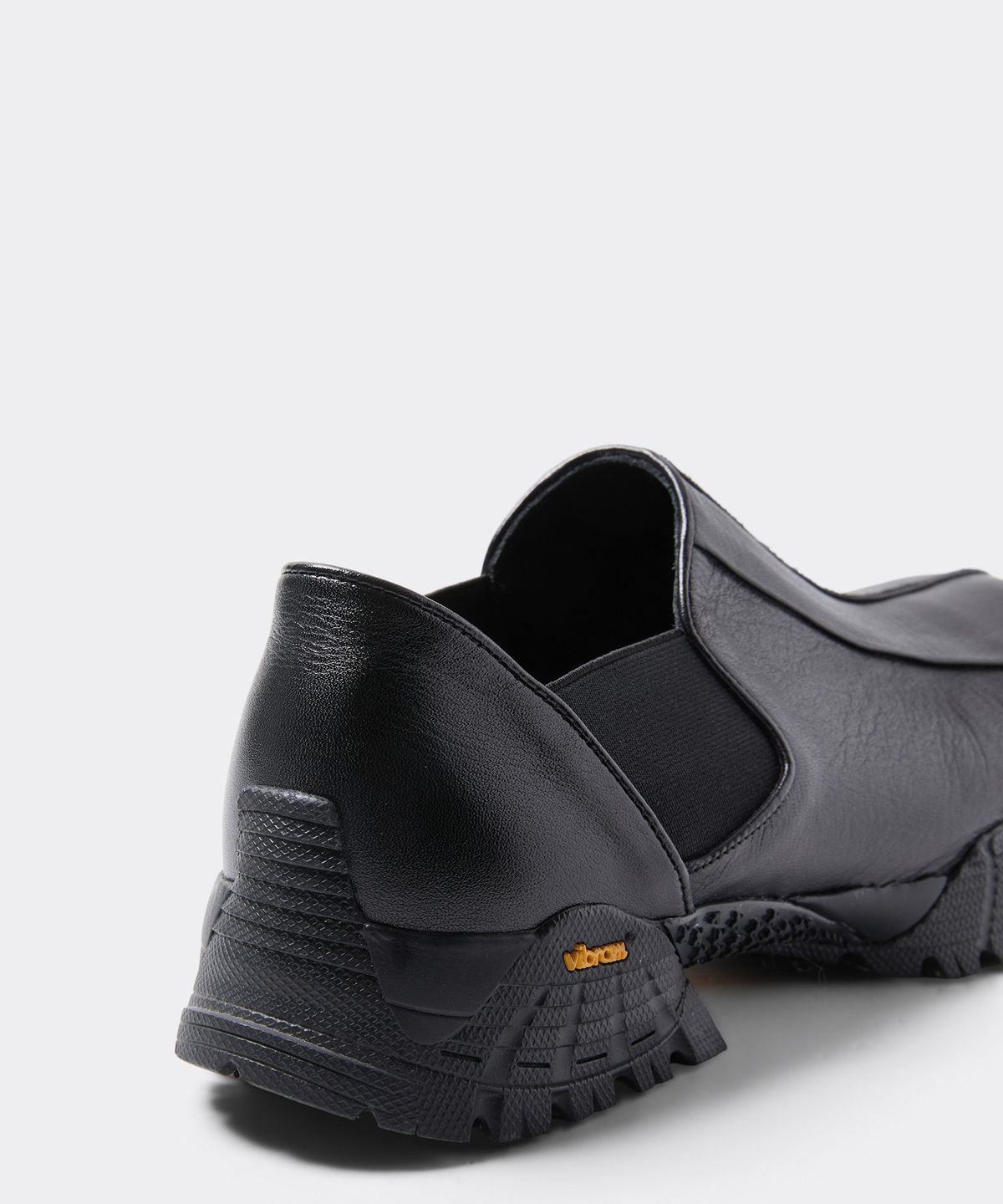 커스텀멜로우(CUSTOMELLOW) [customellow x YOWE] Black Leather Slip On Loafers Uon2 CU4AX26993BKX