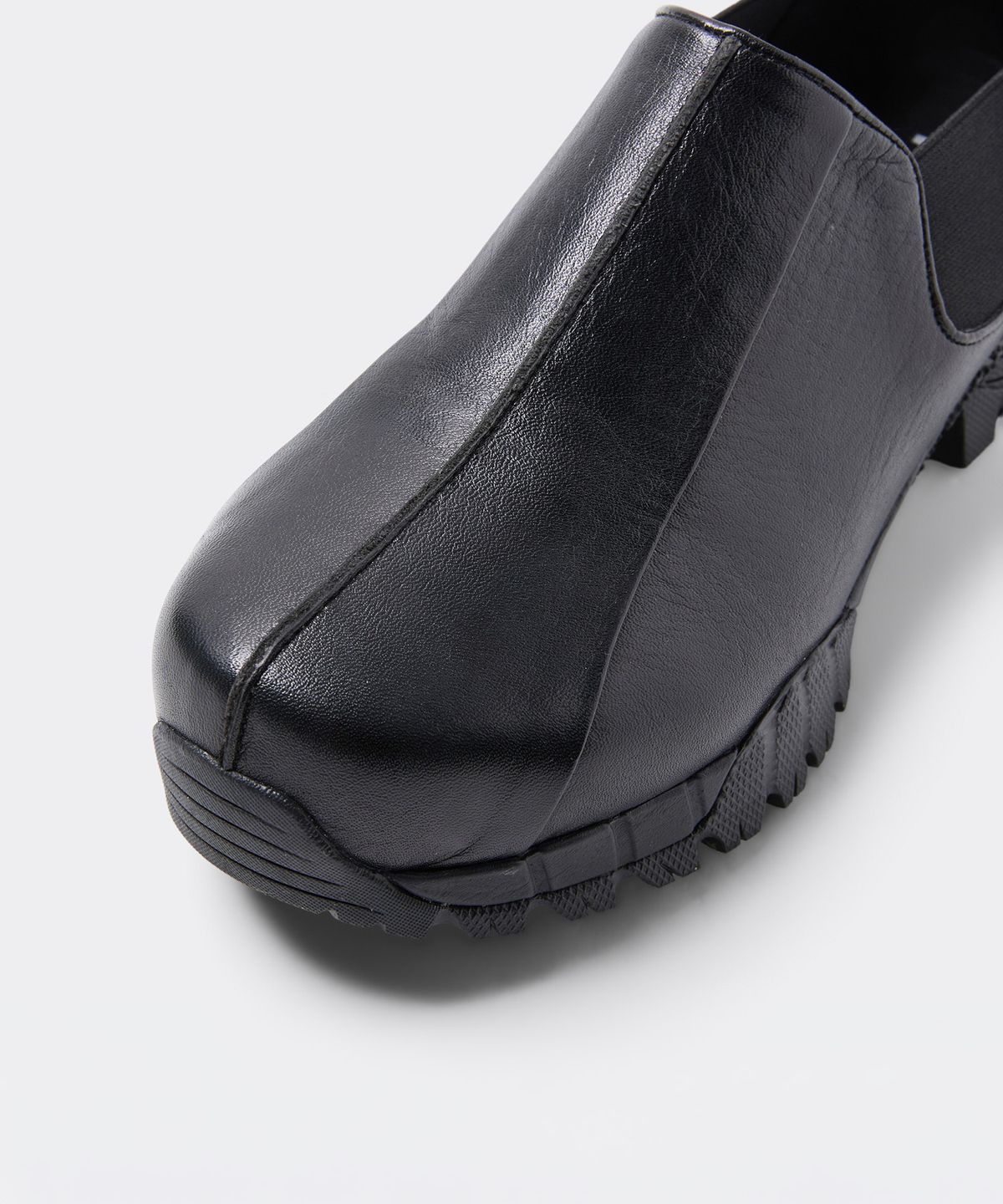 커스텀멜로우(CUSTOMELLOW) [customellow x YOWE] Black Leather Slip On Loafers Uon2 CU4AX26993BKX