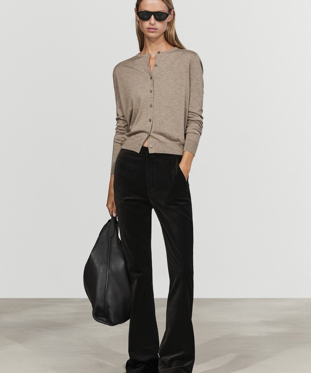 마시모두띠(MASSIMO DUTTI) 스키니 플레어핏 벨벳 팬츠