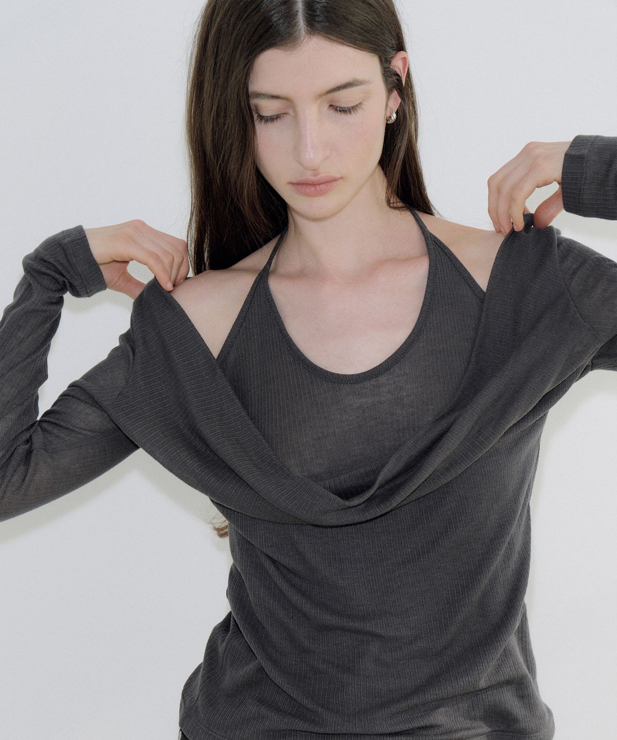아워코모스(OURCOMOS) layered wool tencel T-shirt (charcoal) orc 6108