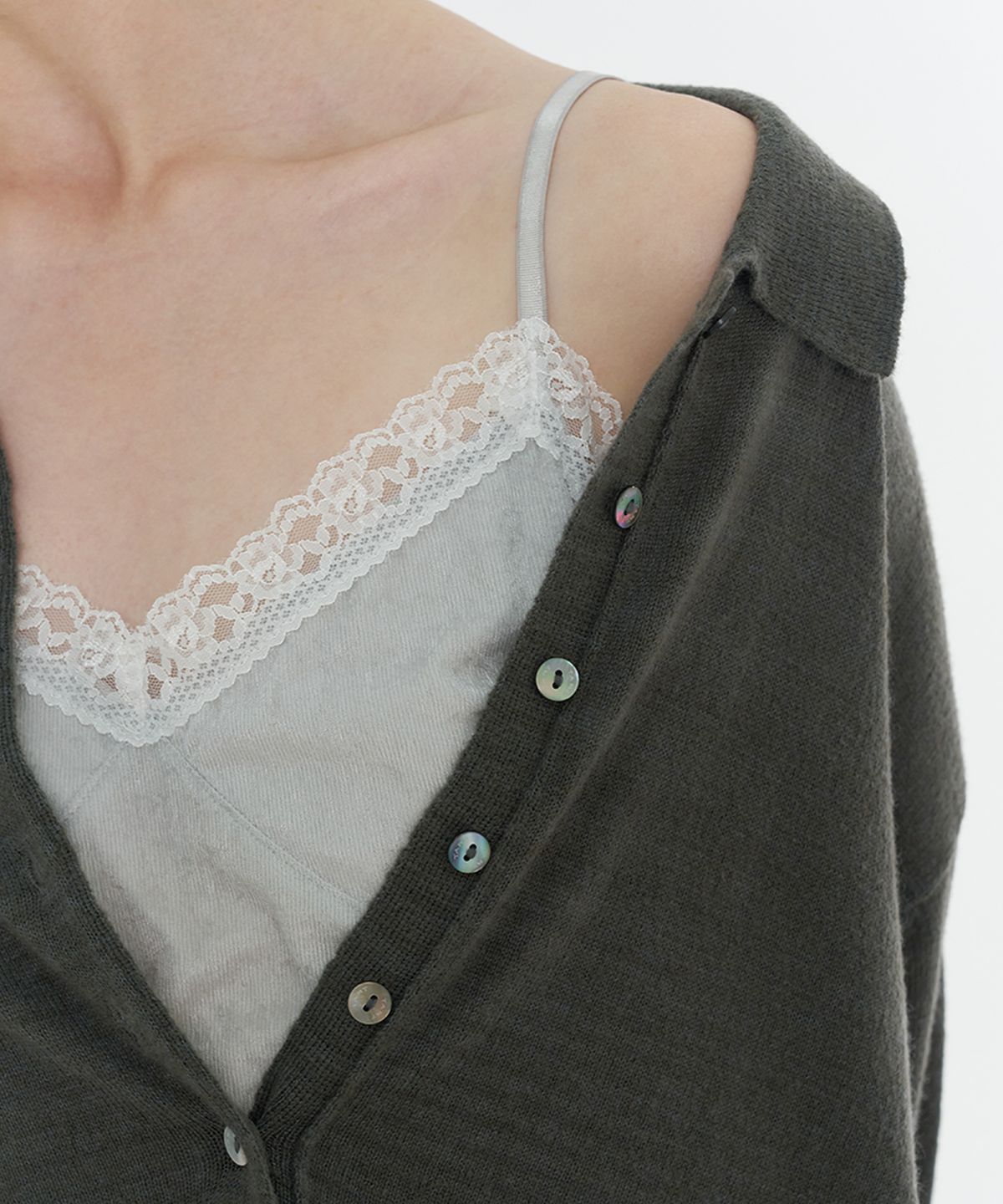 타버트(TARVERT) Ella Mohair Button Collar Knit - Charcoal