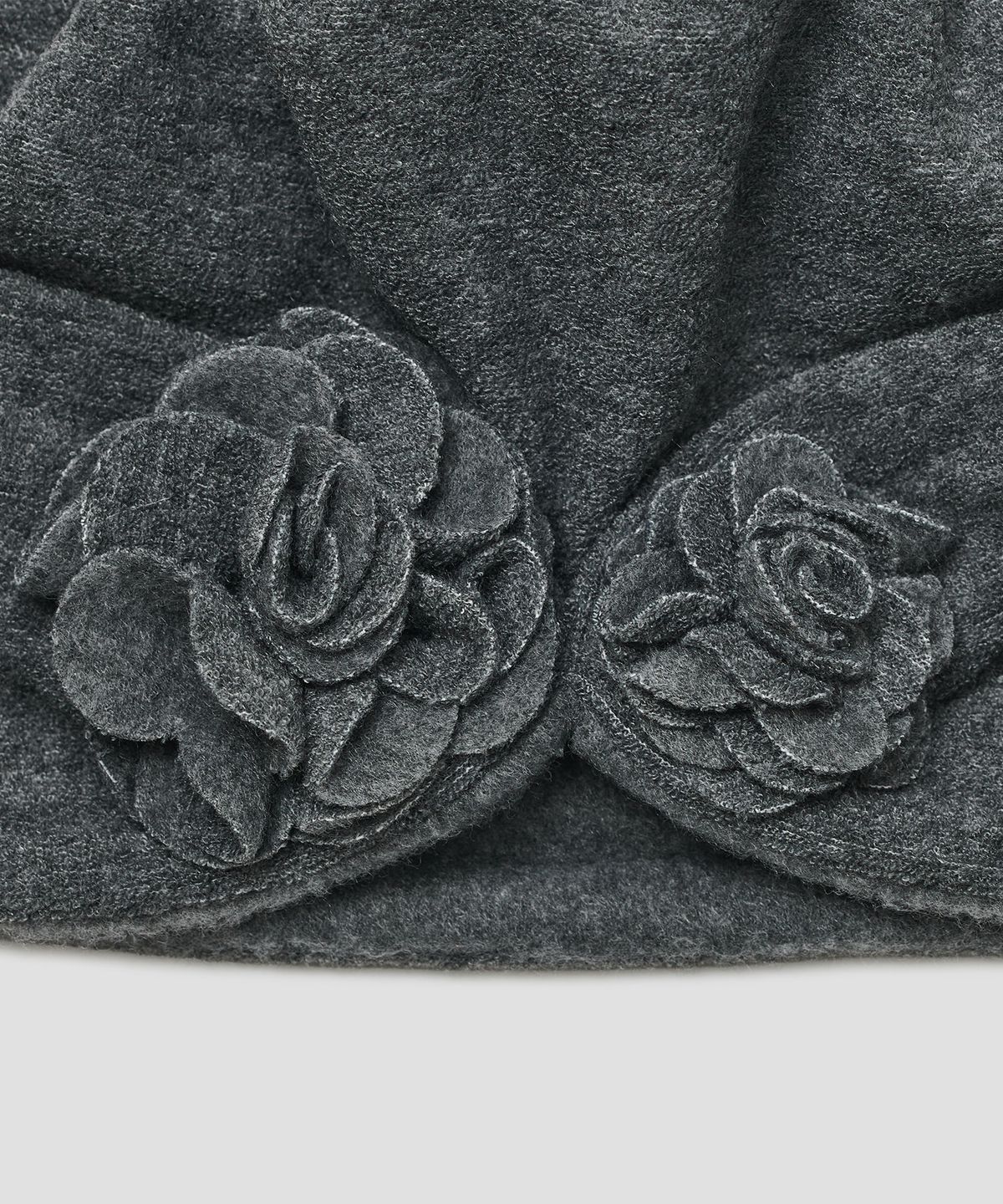 타입서비스(TYPESERVICE) Flower Fleece Beanie [Gray]